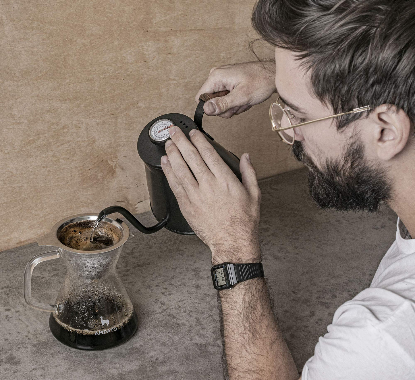 Pour Over Kettle - AMPATO Gooseneck Kettle with Thermometer - Barista Quality - Triple Layered Stainless Steel Bottom for Drip Coffee and Tea Brewing on all Stovetops - 36 floz